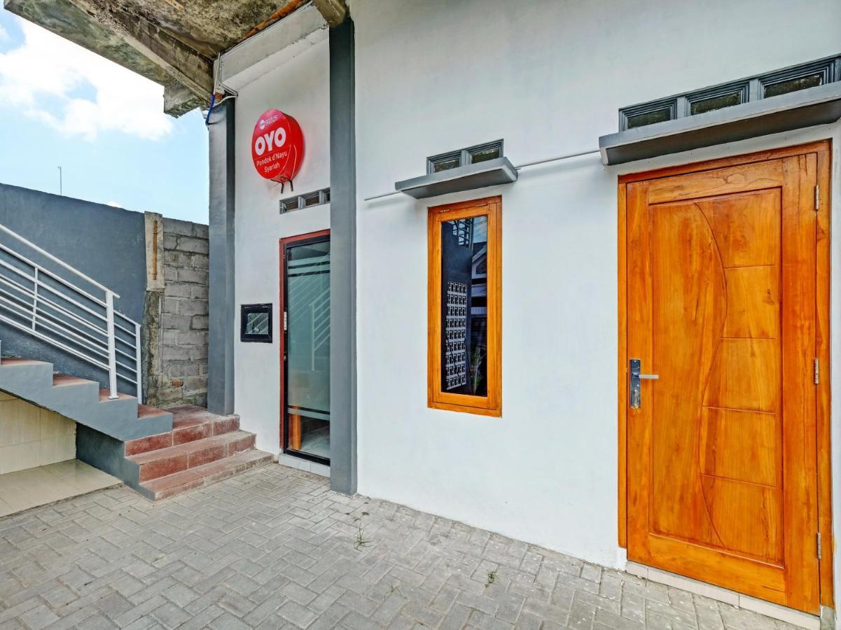 Oyo 90325 Pondok Dnayu Syariah Jarakan Exterior foto